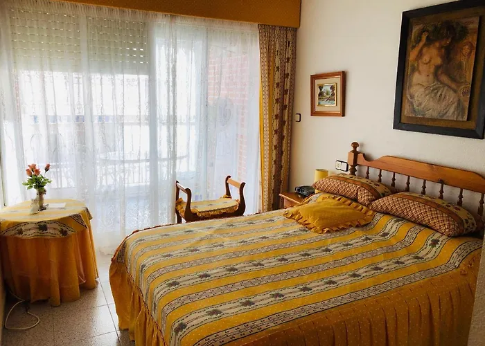 Calle Concordia 128 Apartment *